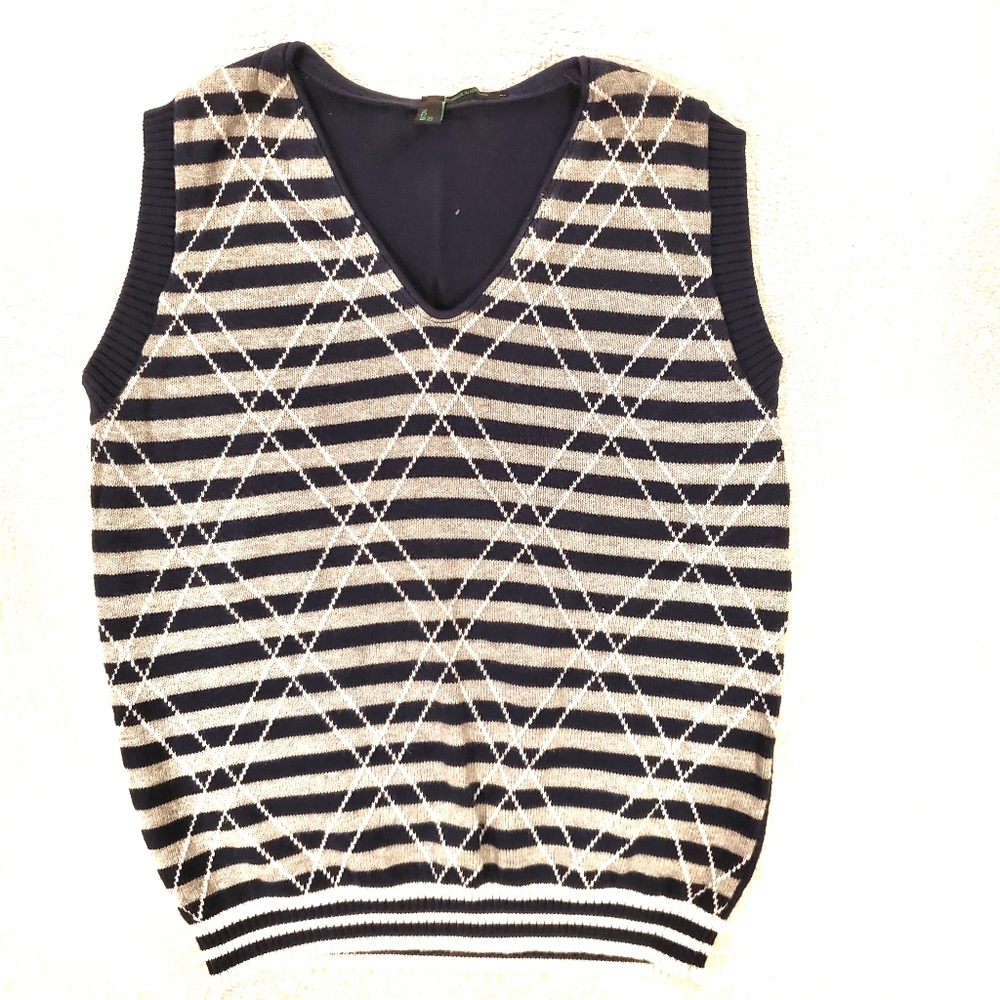 4for20!! Benetton knit sweater vest size 4/5